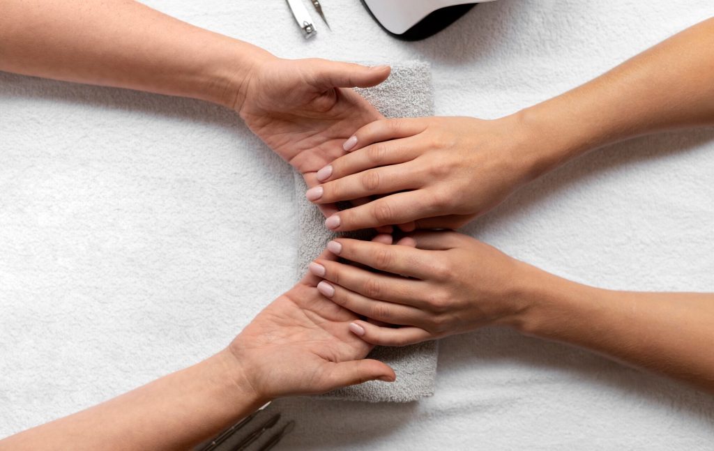 cliente cita manicura cerca 23 2149171321